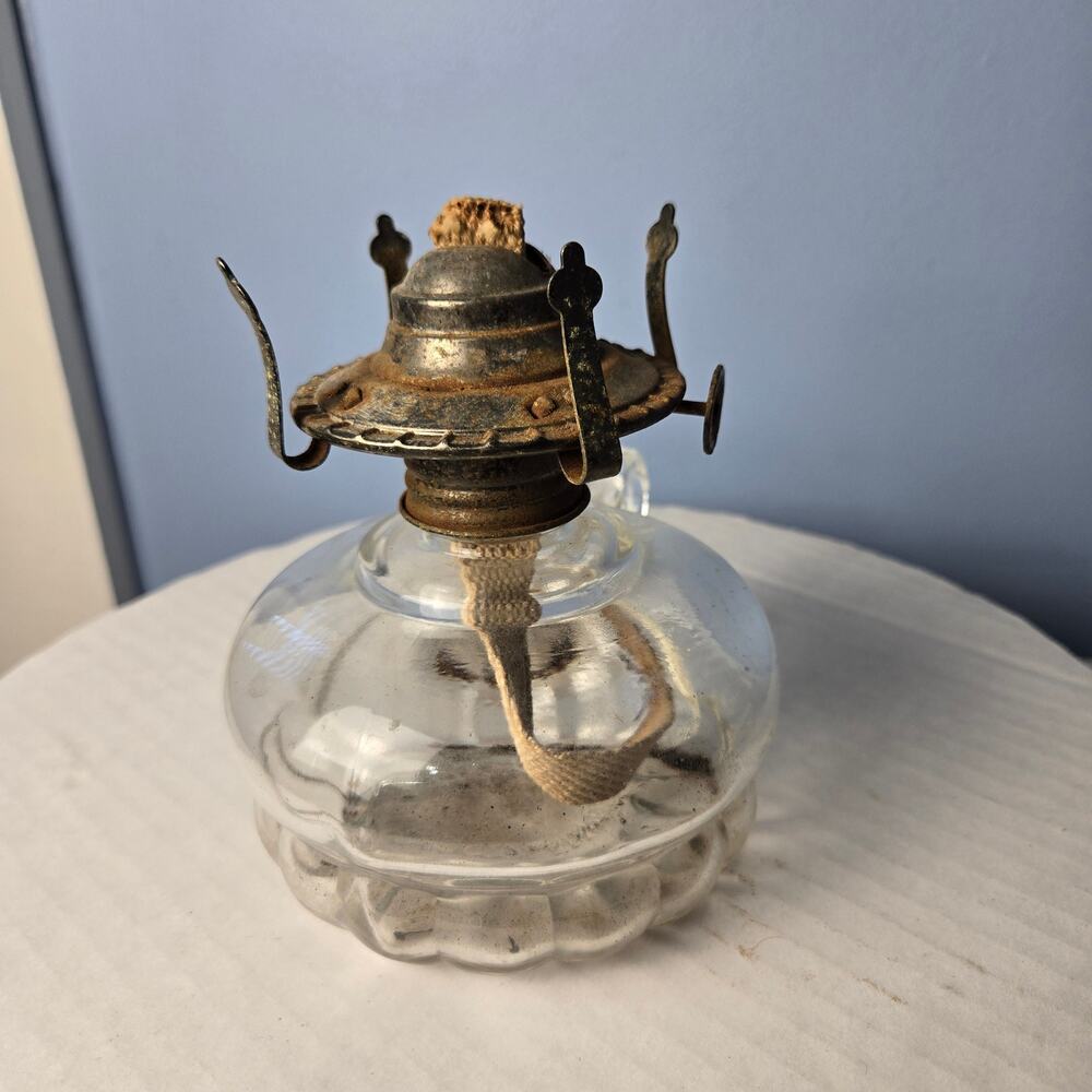 Clear Glass Oil Lamp, No Chimney, **base only** Lamplight Farms